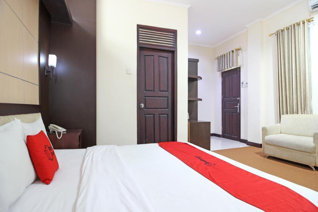 Hotel Septia Джокьякарта Экстерьер фото